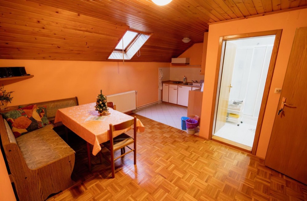 Apartma Storžič